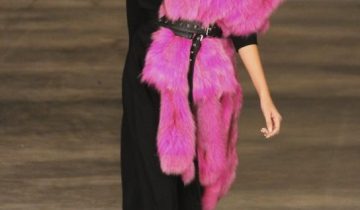 EXIST (Cruise collection 19), en la IV edición de Alicante Fashion Week