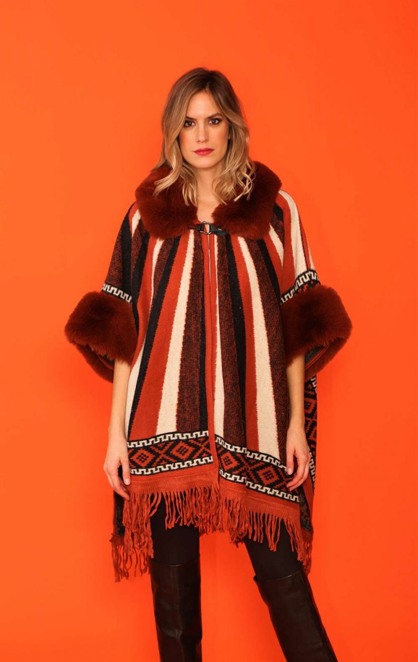 Poncho Rayas